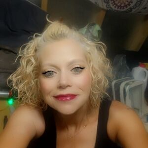 Meet your Posher, Christy